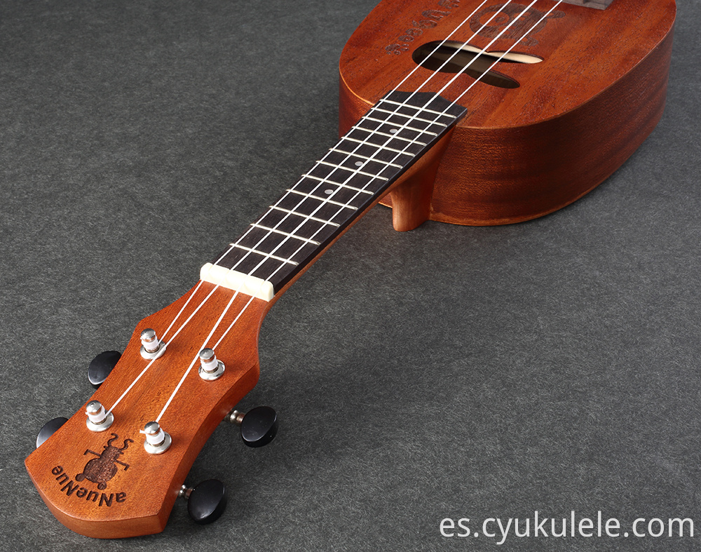 ukulele35